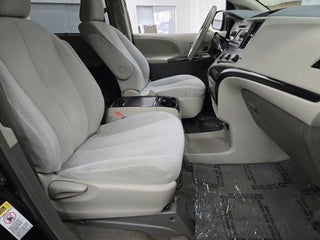 2012 Toyota Sienna thumbnail – Las Vegas, NV – 13