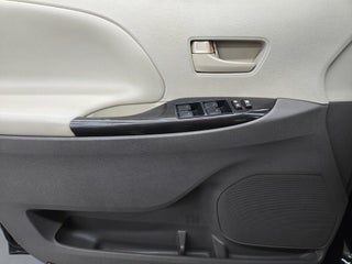 2012 Toyota Sienna thumbnail – Las Vegas, NV – 15