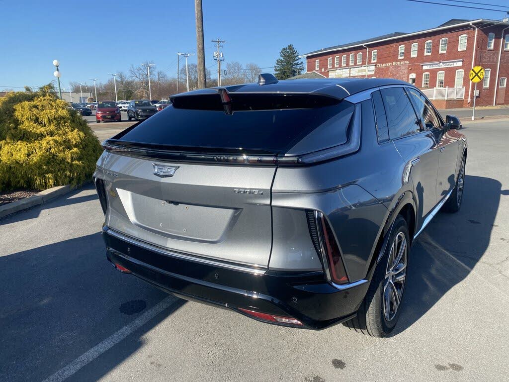 Image of 2023 Cadillac LYRIQ