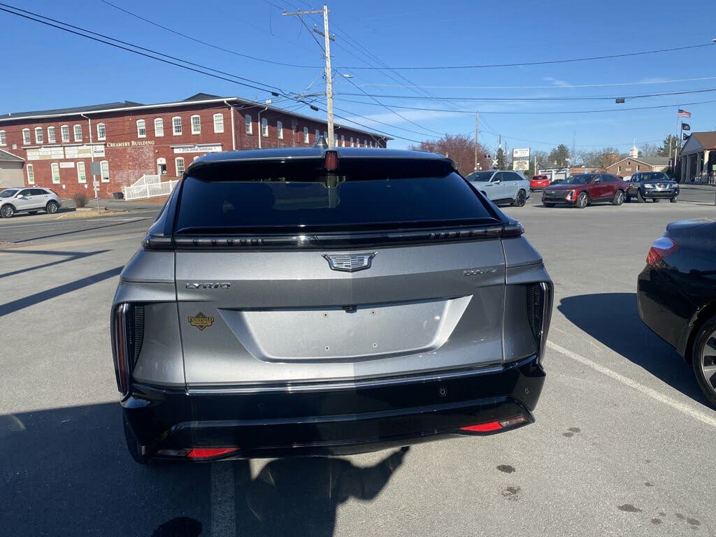 Image of 2023 Cadillac LYRIQ