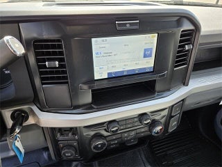 Ford F-350 Super Duty Chassis