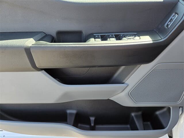 Ford F-350 Super Duty Chassis