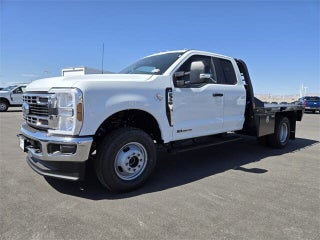 Ford F-350 Super Duty Chassis