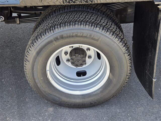 Ford F-350 Super Duty Chassis