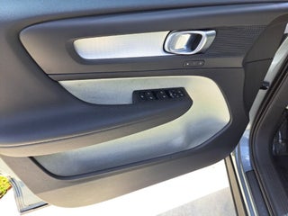 2019 Volvo XC40 thumbnail – Miami, FL – 14