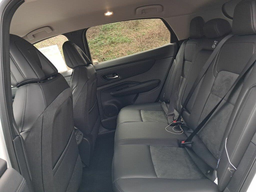 Image of 2025 Nissan Ariya