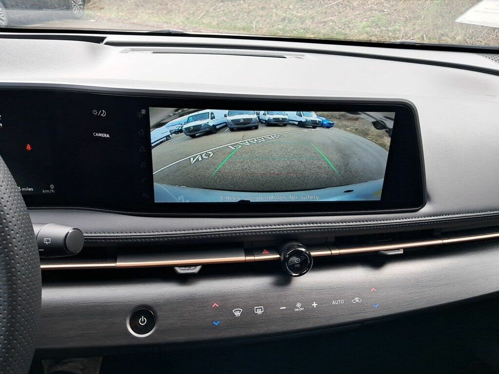 Image of 2025 Nissan Ariya