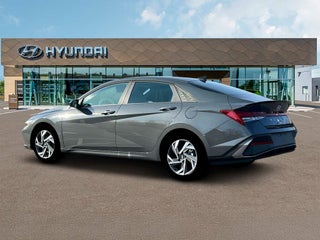 Hyundai Elantra Hybrid