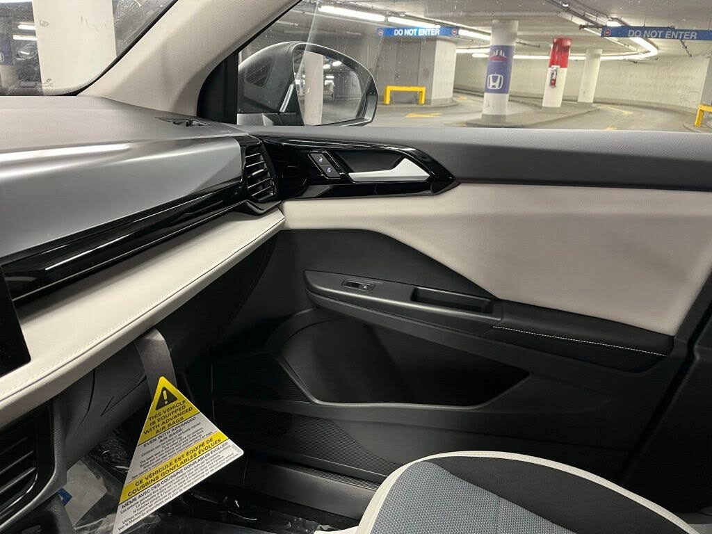 Image of 2025 Volkswagen Taos