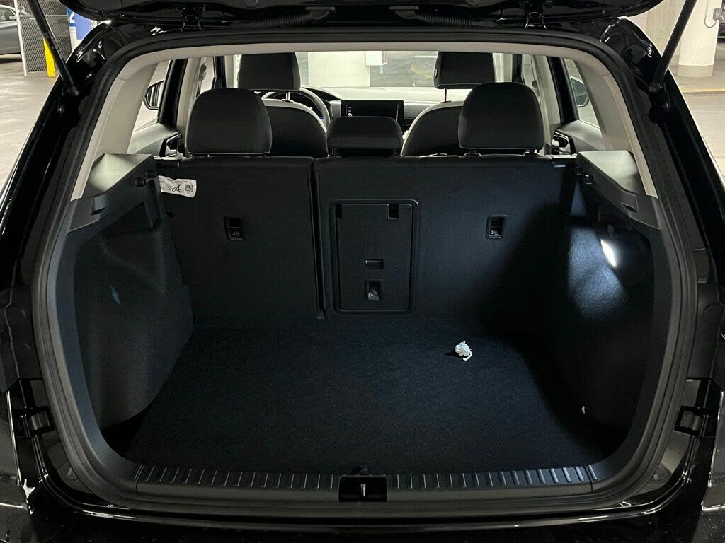 Image of 2025 Volkswagen Taos
