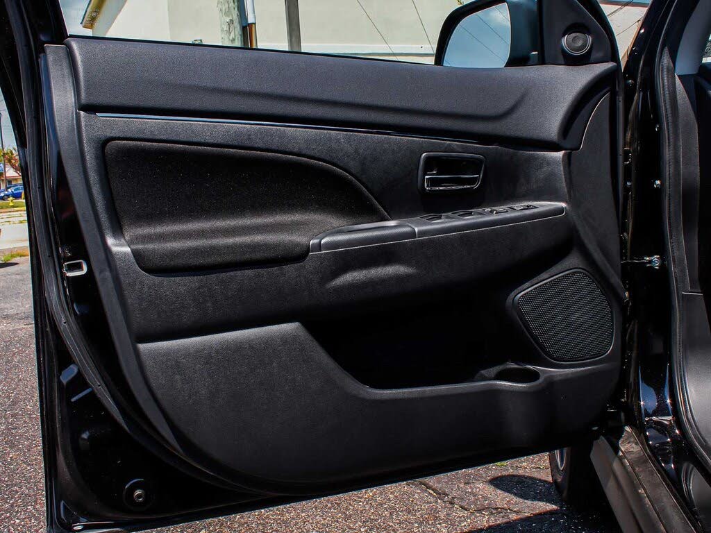Image of 2024 Mitsubishi Outlander Sport