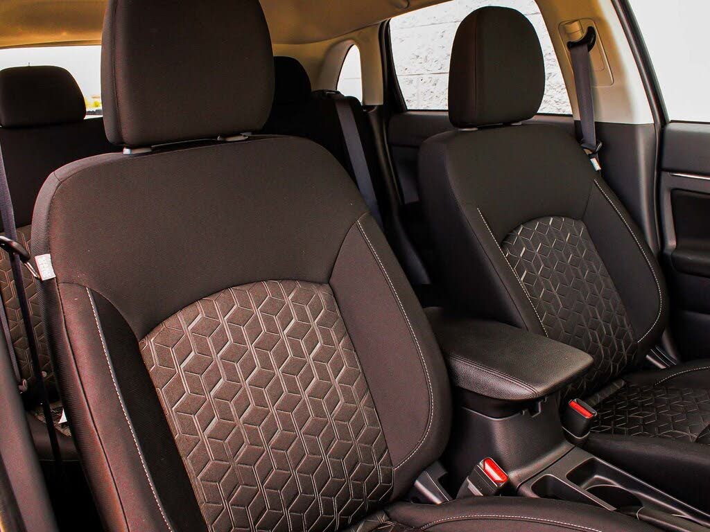 Image of 2024 Mitsubishi Outlander Sport