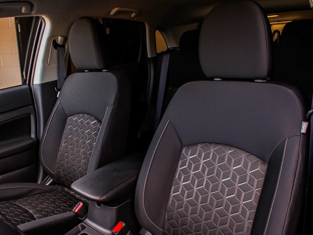 Image of 2024 Mitsubishi Outlander Sport
