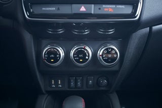 Mitsubishi Outlander Sport