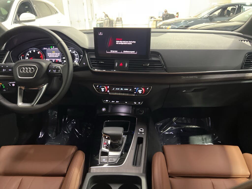 Image of 2024 Audi Q5