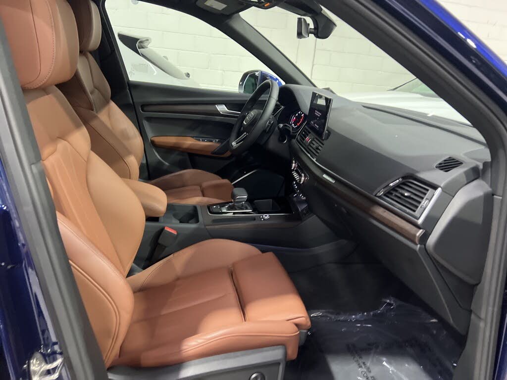 Image of 2024 Audi Q5