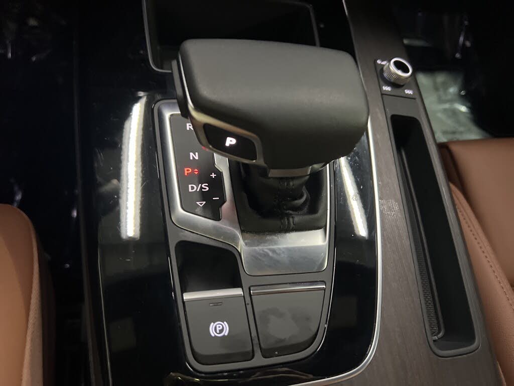 Image of 2024 Audi Q5