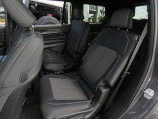 Jeep Grand Cherokee L