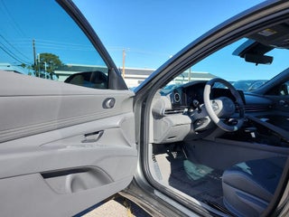 Hyundai Elantra Hybrid