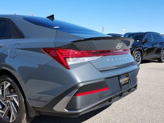 Hyundai Elantra Hybrid