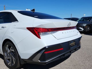 Hyundai Elantra Hybrid