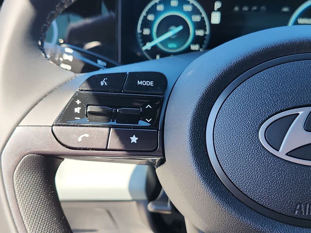 Hyundai Elantra Hybrid