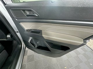 2021 Volkswagen Atlas thumbnail – Miami, FL – 29
