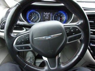 2020 Chrysler Pacifica thumbnail – Miami, FL – 4