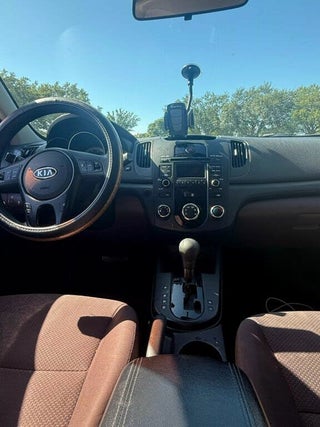 2010 Kia Forte thumbnail – Hollywood, FL – 5