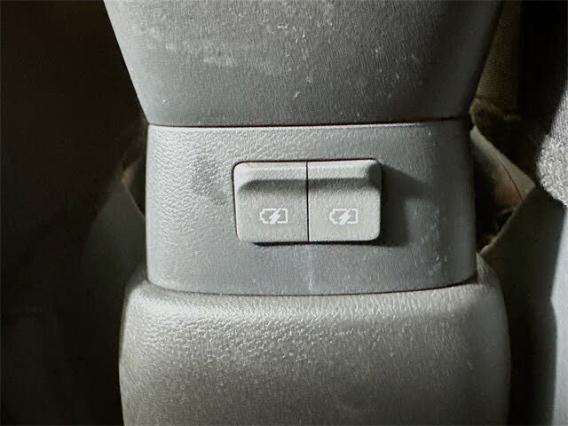 Image of 2025 Nissan Kicks Play