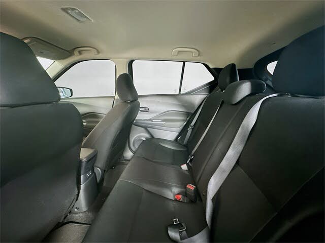 Image of 2025 Nissan Kicks Play