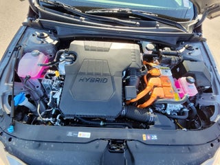Hyundai Elantra Hybrid