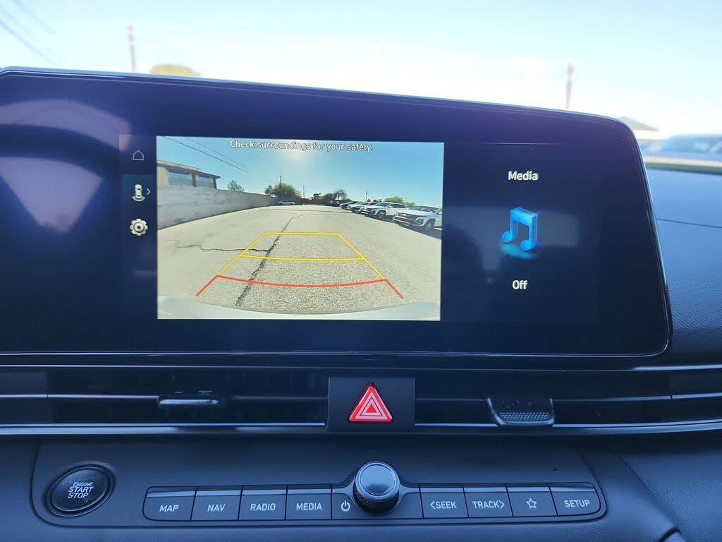 Hyundai Elantra Hybrid