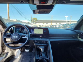 Hyundai Elantra Hybrid