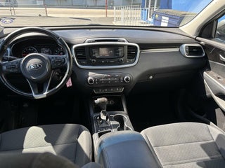 2016 Kia Sorento thumbnail – Hialeah, FL – 10