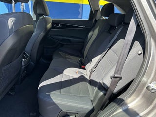 2016 Kia Sorento thumbnail – Hialeah, FL – 9