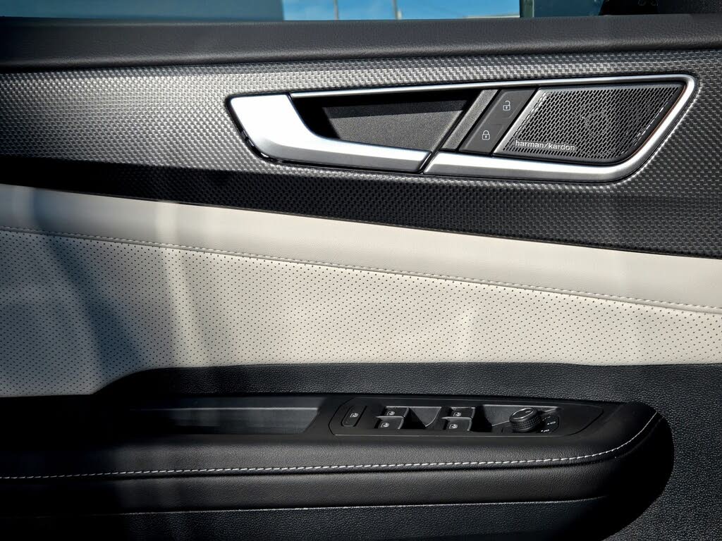 2025 Volkswagen Atlas Cross Sport