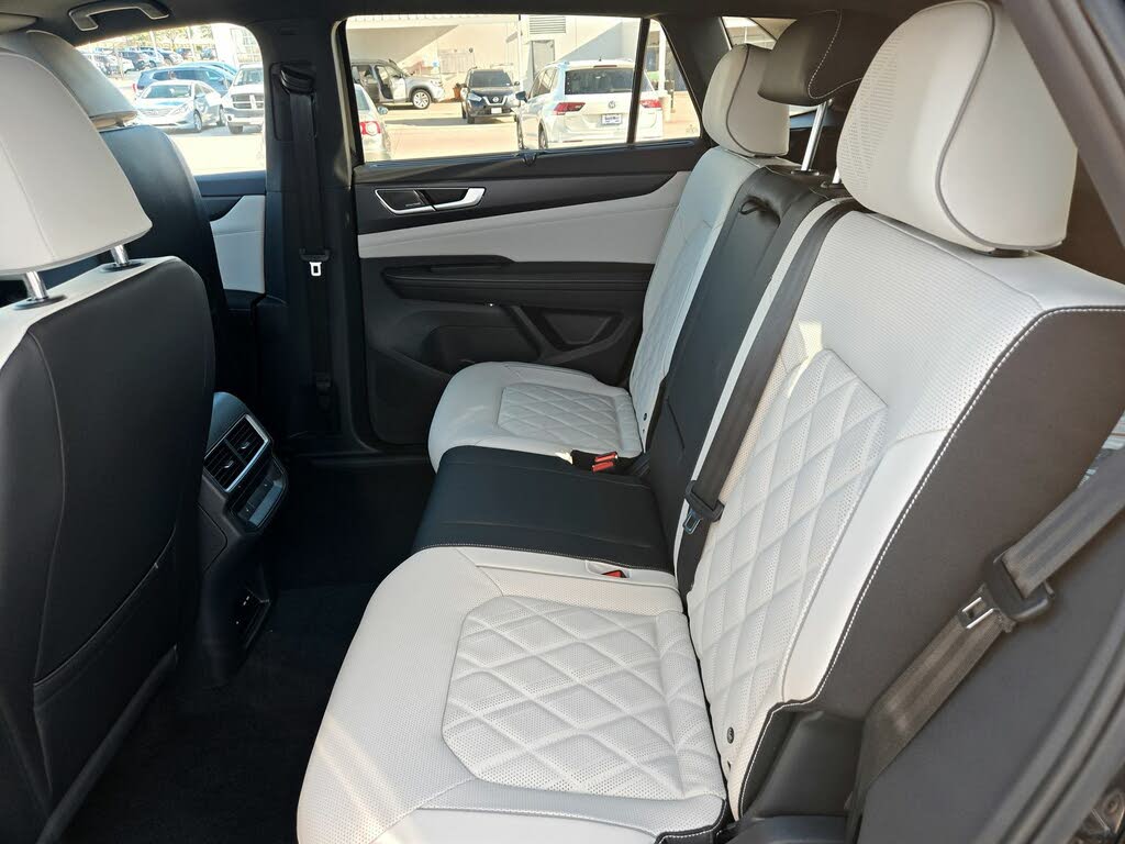 2025 Volkswagen Atlas Cross Sport