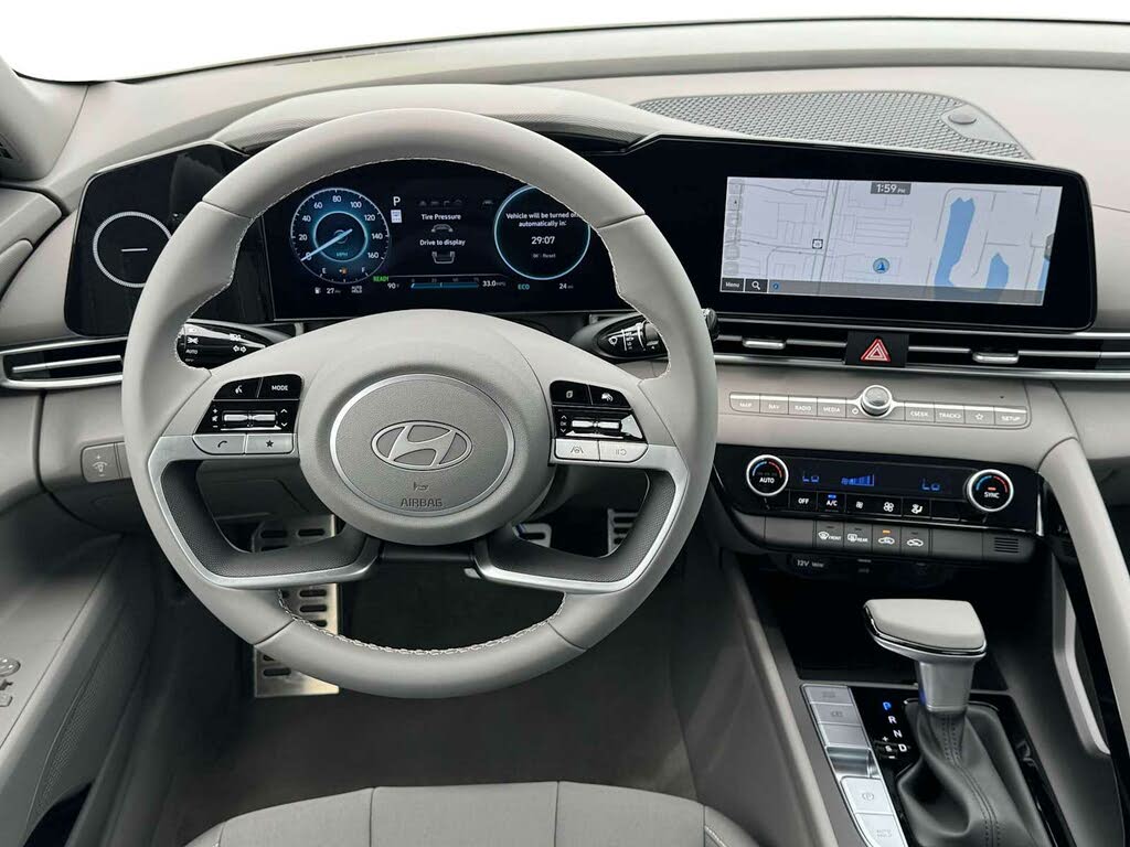 Hyundai Elantra Hybrid