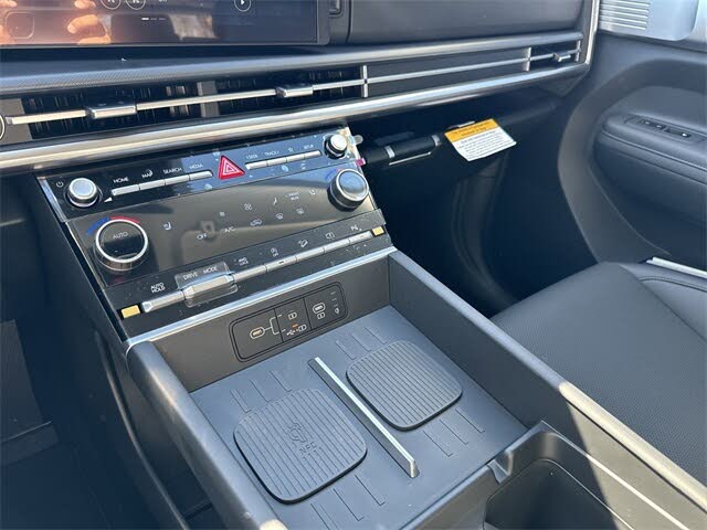 Image of 2025 Hyundai Santa Fe