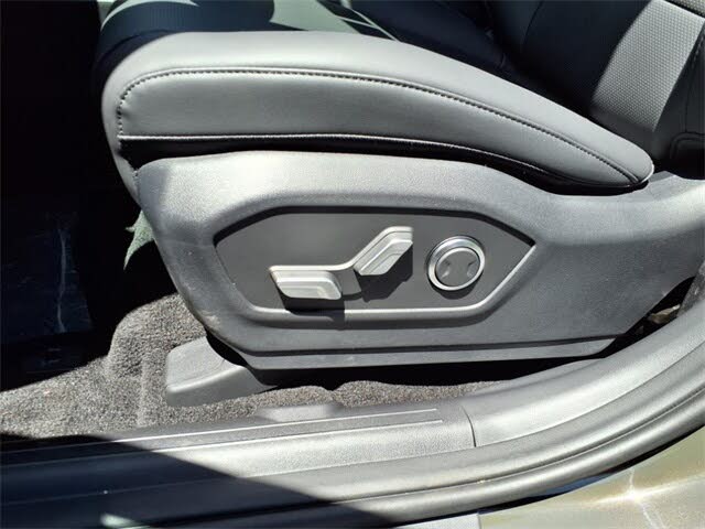 Image of 2025 Hyundai Santa Fe Hybrid