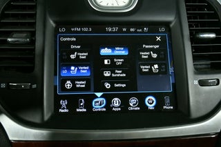 2016 Chrysler 300 thumbnail – Doral, FL – 17