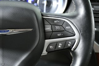 2016 Chrysler 300 thumbnail – Doral, FL – 13