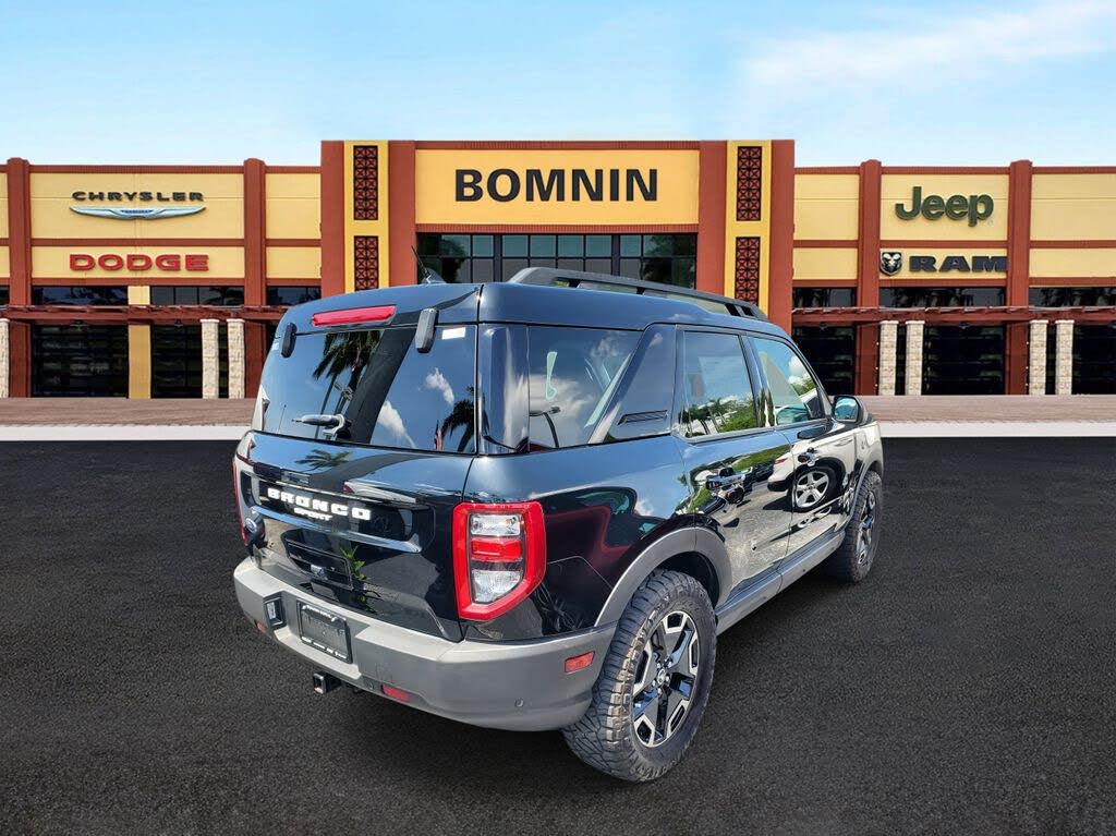 2023 Ford Bronco Sport Outer Banks
                                    for sale in Miami, FL – photo 3