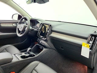 Image of 2025 Volvo XC40