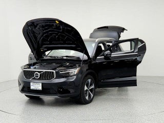 Image of 2025 Volvo XC40