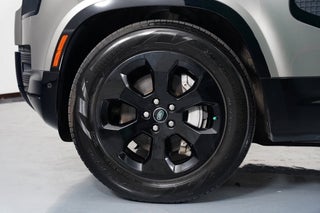 2024 Land Rover Defender thumbnail – Pompano Beach, FL – 23