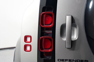 2024 Land Rover Defender thumbnail – Pompano Beach, FL – 15