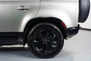 2024 Land Rover Defender thumbnail – Pompano Beach, FL – 20
