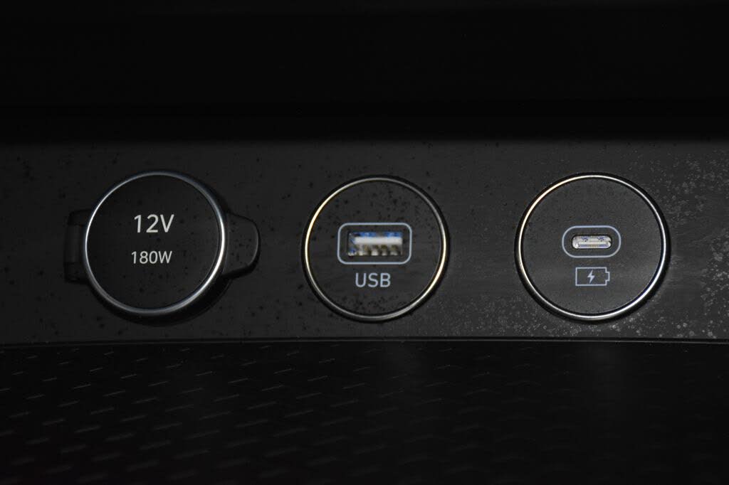 Image of 2025 Genesis G70